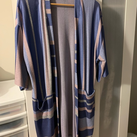 Layering piece - Picture 1 of 1